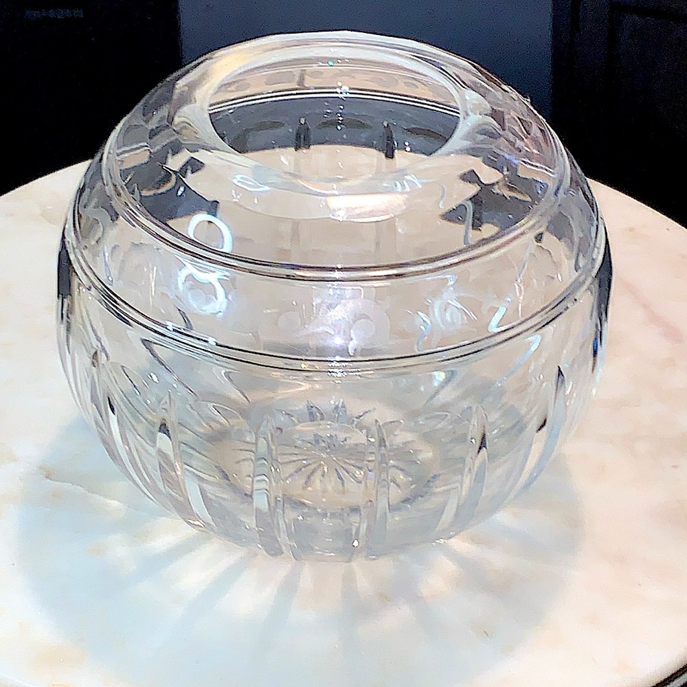 WEDGWOOD MONARCH ROSE BOWL CRYSTAL VINTAGE 7 INCH ROUND